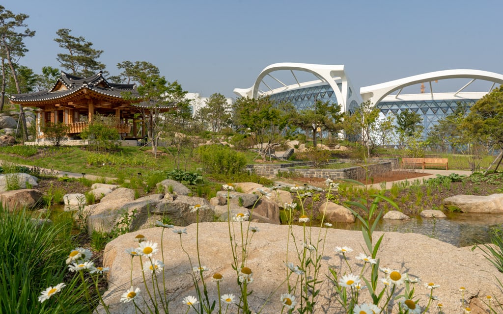 parks and outdoors seoul  botanic park  seoul  korea The 
