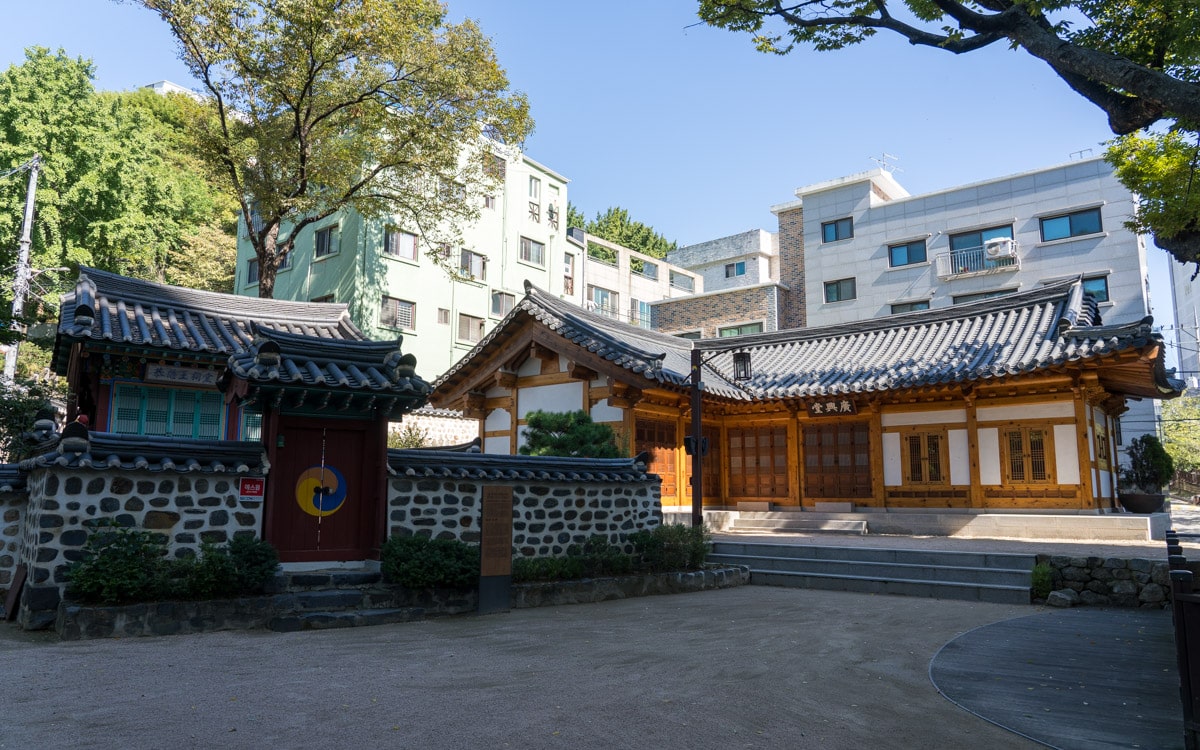 The peaceful grounds of King Gongmin's Shrine in Changjeon-dong in Seoul, Korea