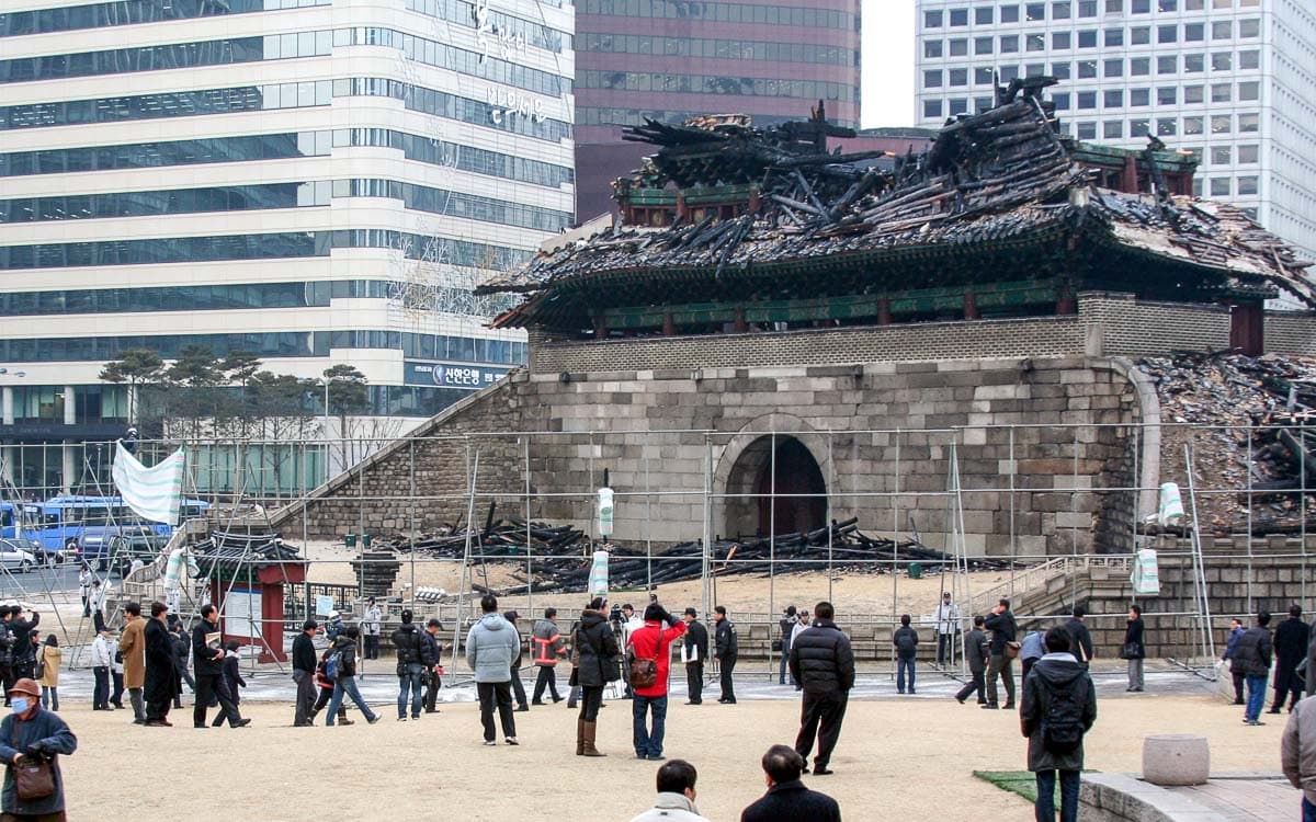 The gate after destroyed by a fire in 2008