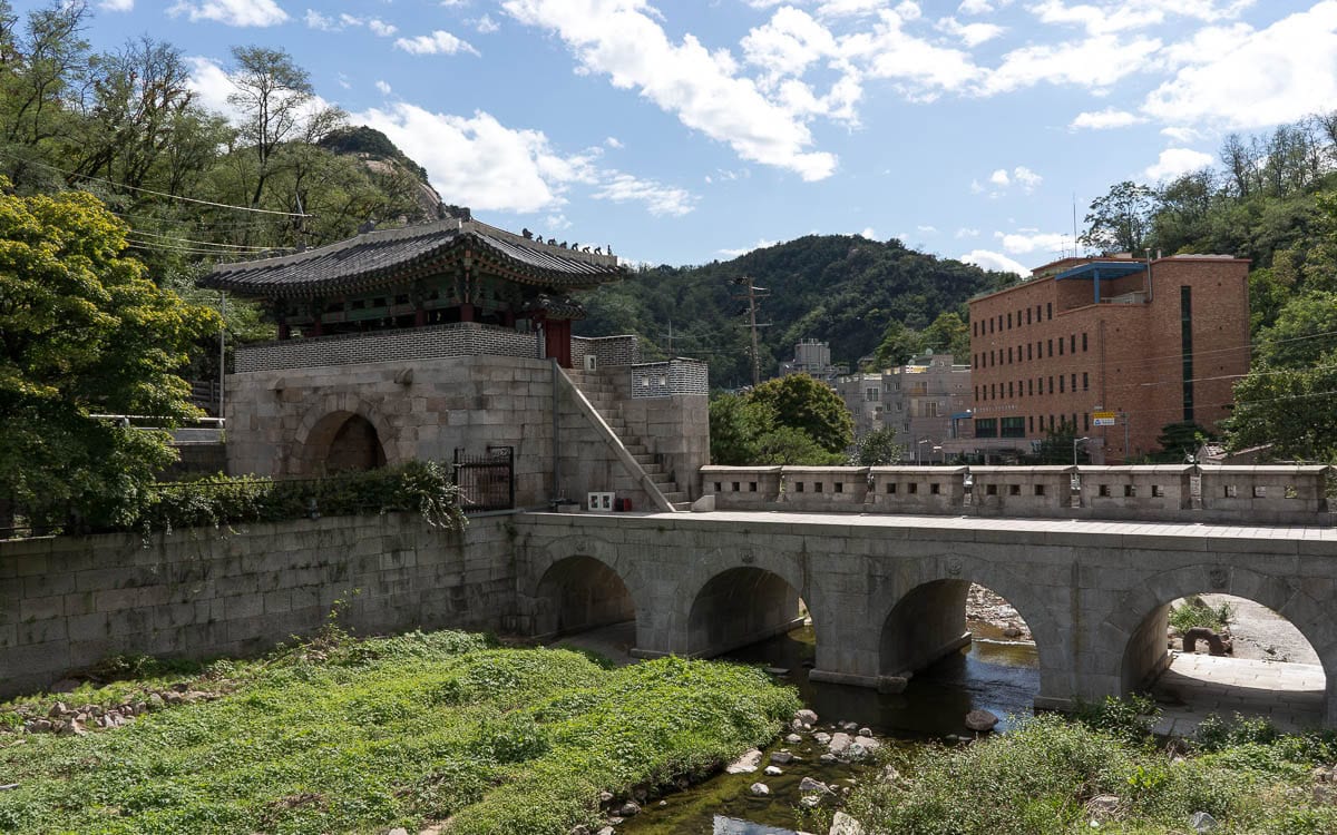 Hongjimun Gate and Tangchundaeseong Fortress